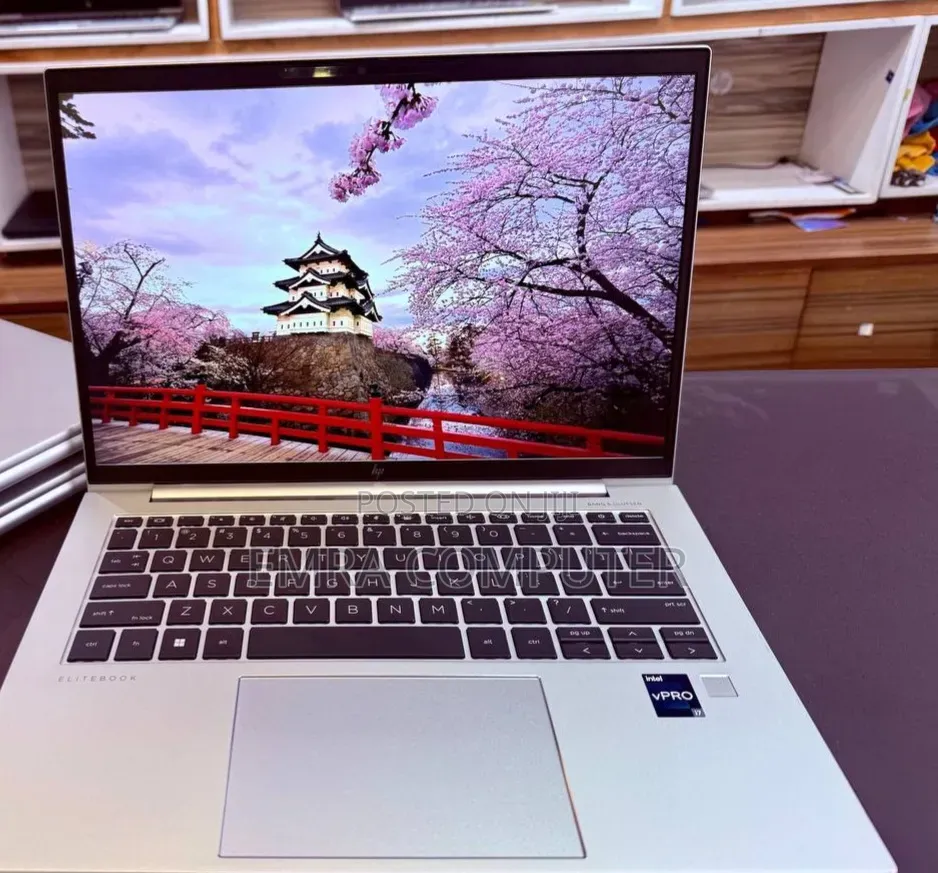 New Laptop HP EliteBook 840 8GB Intel Core i7 SSD 1T