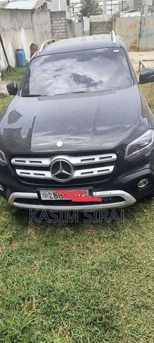 Mercedes-Benz X Class 2020 Gray