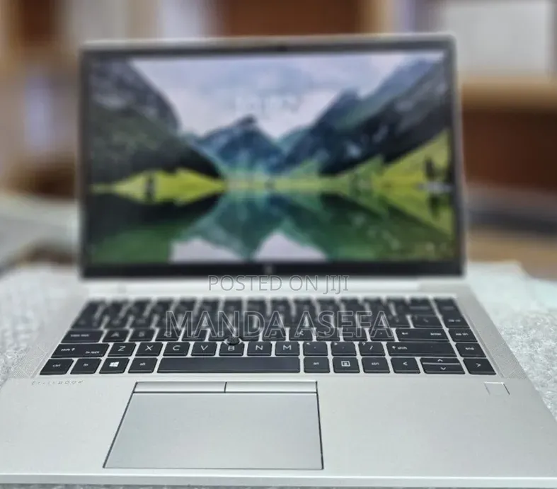 New Laptop HP EliteBook 840 G8 16GB Intel Core i7 SSD 512GB