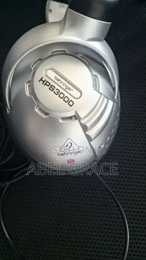 Behringer Hps3000 Studio Headphones