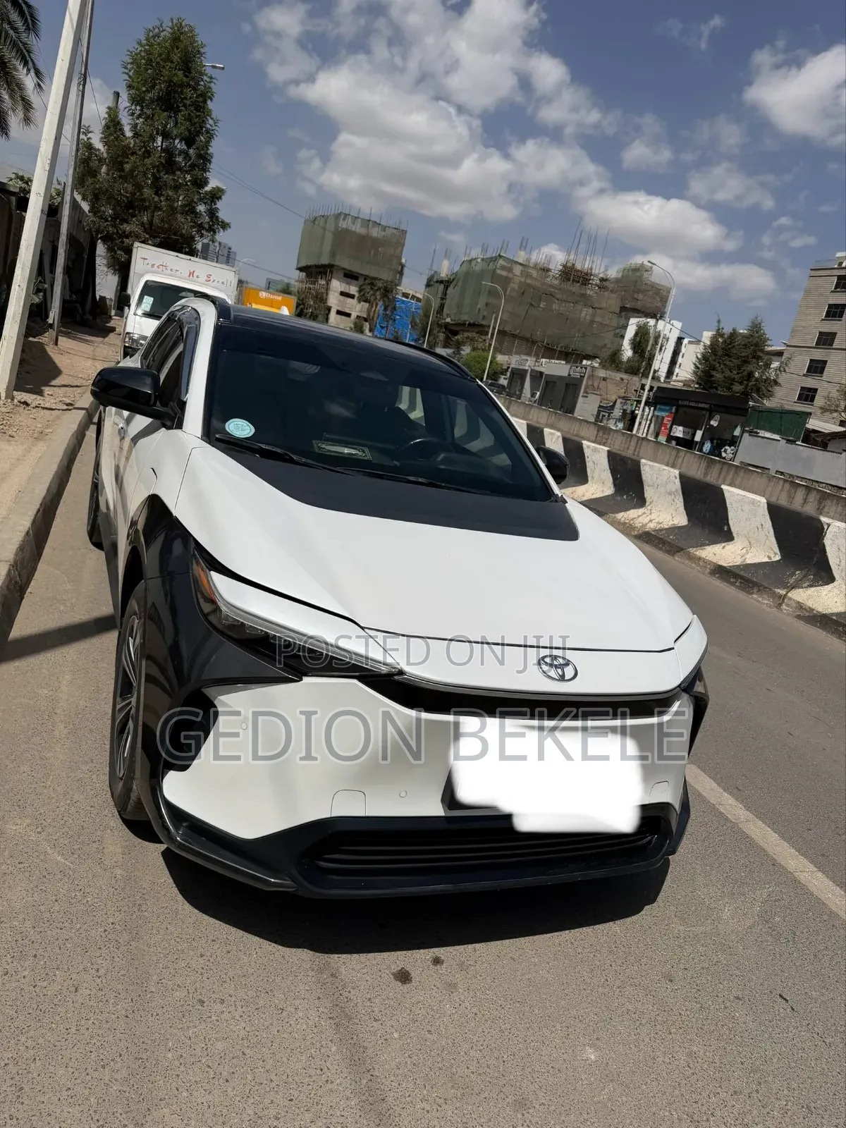 Toyota bZ4X 2023 White