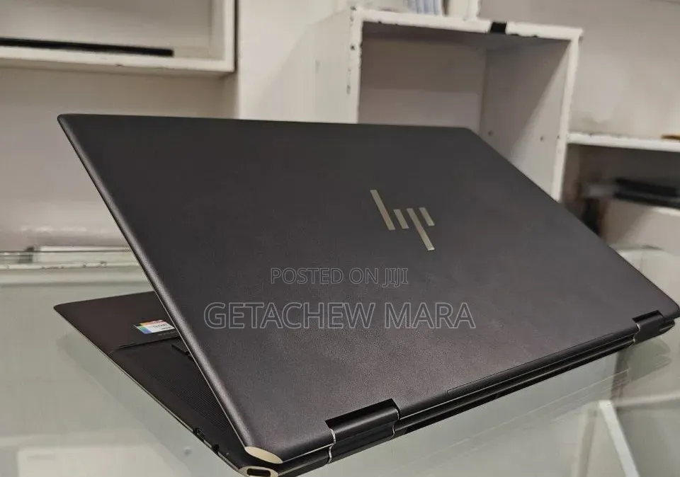 New Laptop HP Spectre 16GB Intel Core i7 SSD 512GB