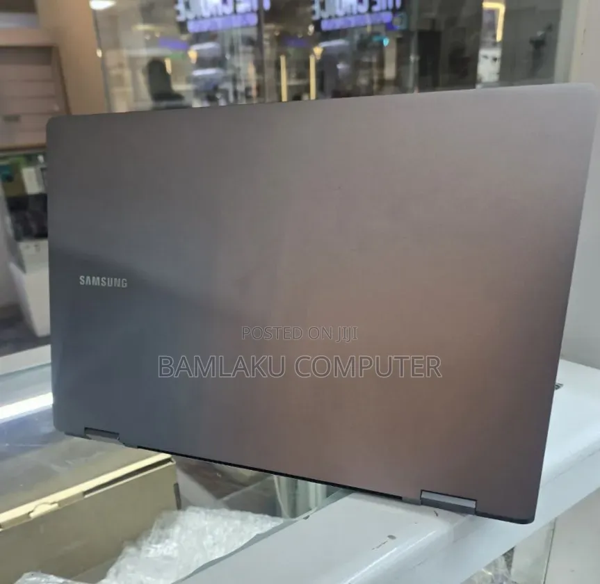 New Laptop Samsung NP-X360 16GB Intel Core Ultra 7 SSD 512GB