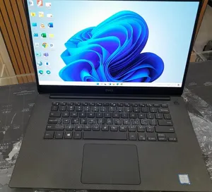 New Laptop Dell XPS 15 16GB Intel Core i7 SSD 512GB