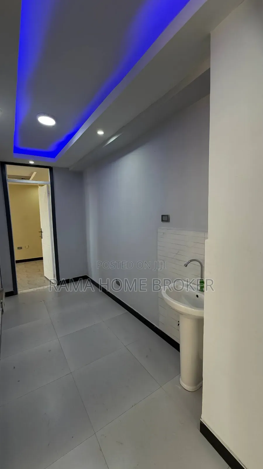 Furnished 2bdrm Condo in አያት ኮንዶሚኒየም, Yeka for sale