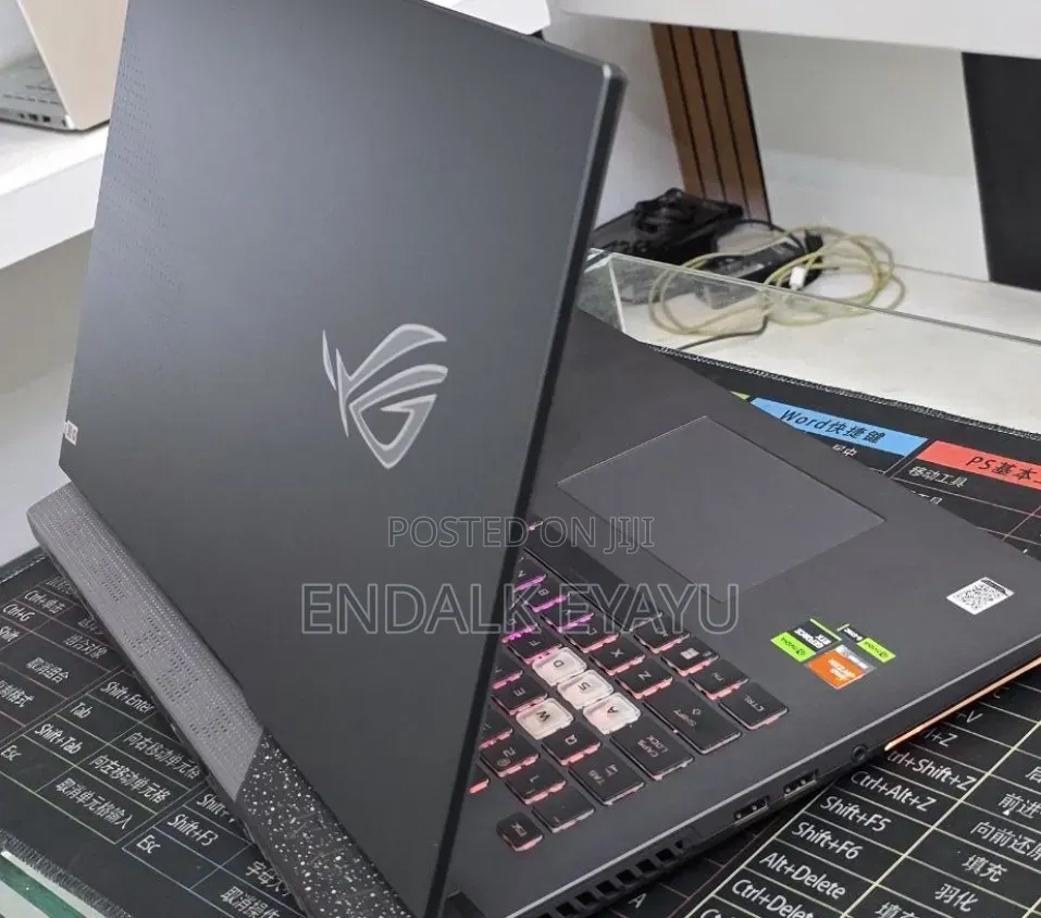 New Laptop Asus G71G 16GB AMD Ryzen 9 SSD 1T