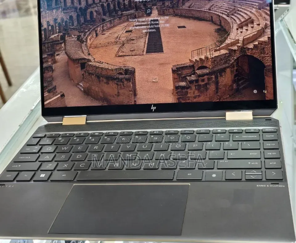 New Laptop HP Spectre 16GB Intel Core i7 SSD 512GB