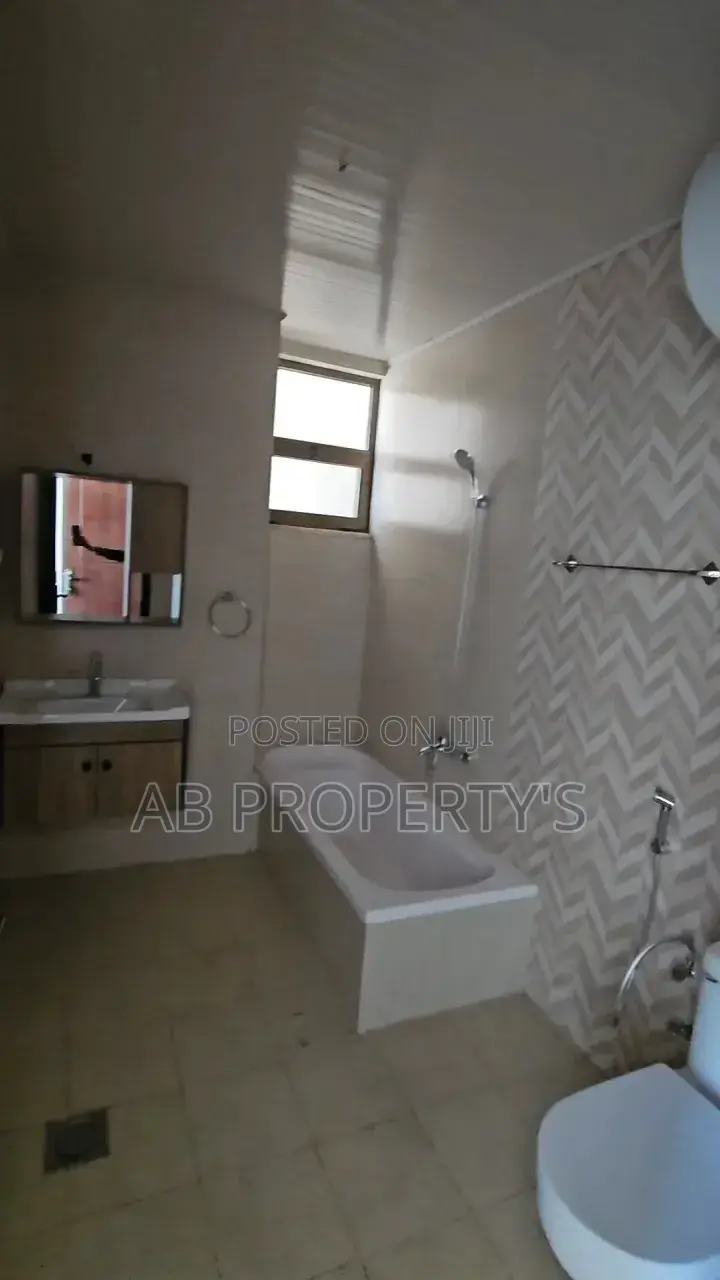 Furnished 3bdrm Apartment in ወሎ ሰፈር ወንጌላዊት, Bole for sale