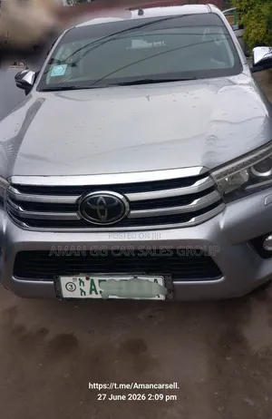 Toyota Hilux 2020 Silver