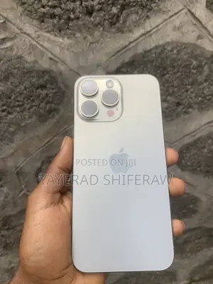Apple iPhone 15 Pro Max 256 GB White