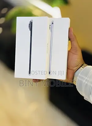 New Apple iPhone Air 256 GB Gold