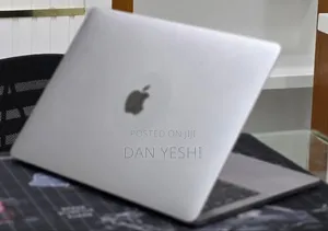 New Laptop Apple MacBook Pro 2017 16GB Intel Core i5 SSD 512GB