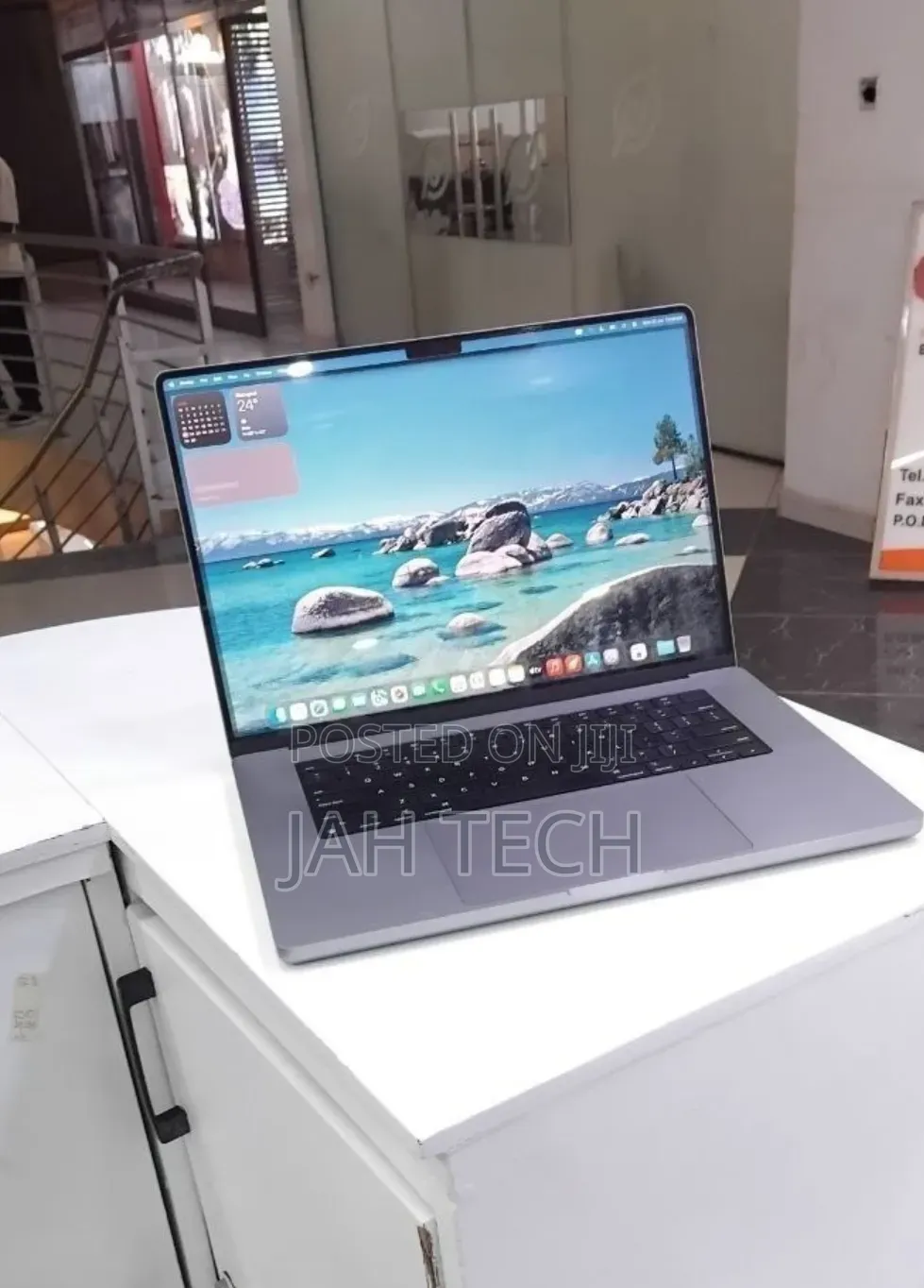 New Laptop Apple MacBook Pro 2021 M1 32GB Apple M1 Pro SSD 1T
