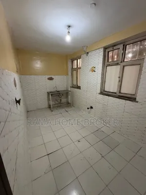Furnished 3bdrm Condo in አራብሳ ኮንዶሚኒየም, Yeka for sale