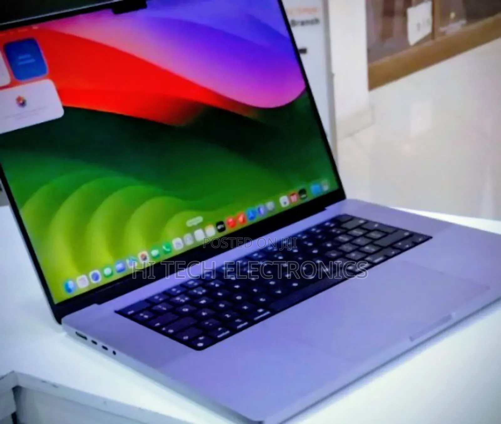 New Laptop Apple MacBook Pro 2021 M1 64GB Apple M1 Pro SSD 1T