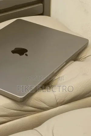 New Laptop Apple MacBook Pro 2021 M1 32GB Apple M1 Pro SSD 512GB