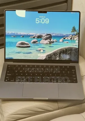 New Laptop Apple MacBook Pro 2021 M1 32GB Apple M1 Pro SSD 512GB