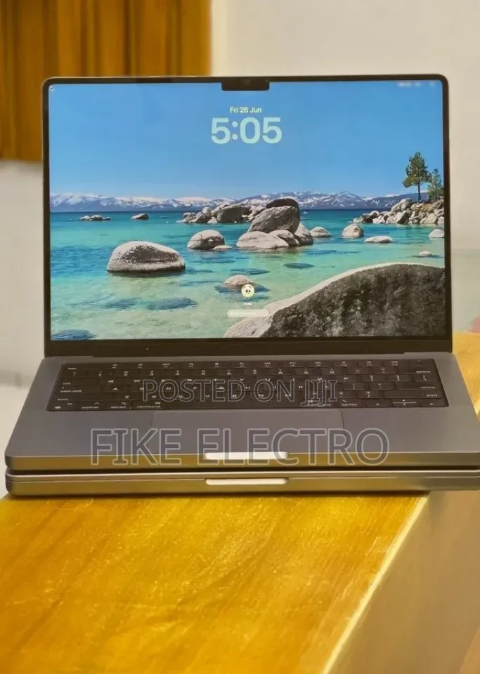 New Laptop Apple MacBook Pro 2021 M1 32GB Apple M1 Pro SSD 512GB