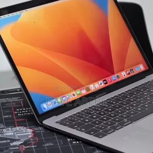 New Laptop Apple MacBook Pro 2017 16GB Intel Core i5 SSD 512GB