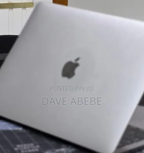 New Laptop Apple MacBook Pro 2017 16GB Intel Core i5 SSD 512GB