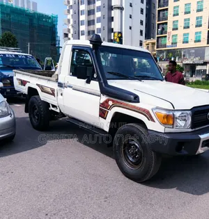 Toyota Land Cruiser 2008