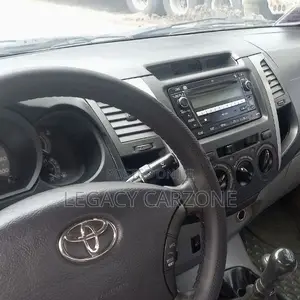 Toyota Hilux 2008 Silver