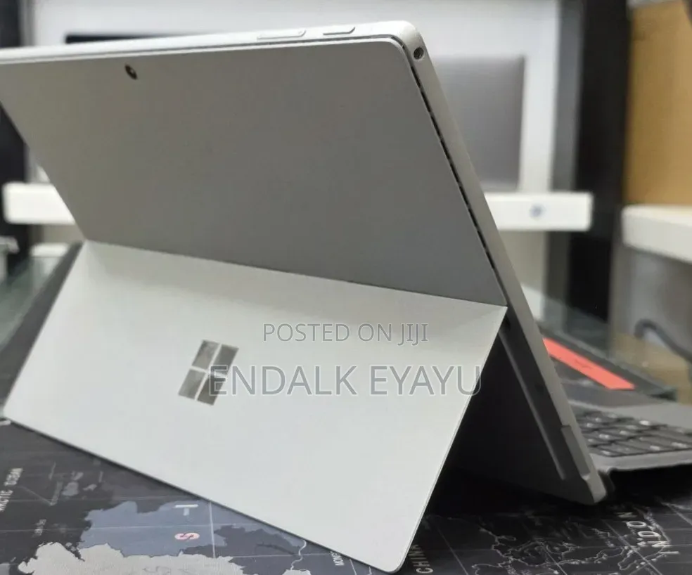 New Laptop Microsoft Surface Pro 7 16GB Intel Core i7 SSD 512GB