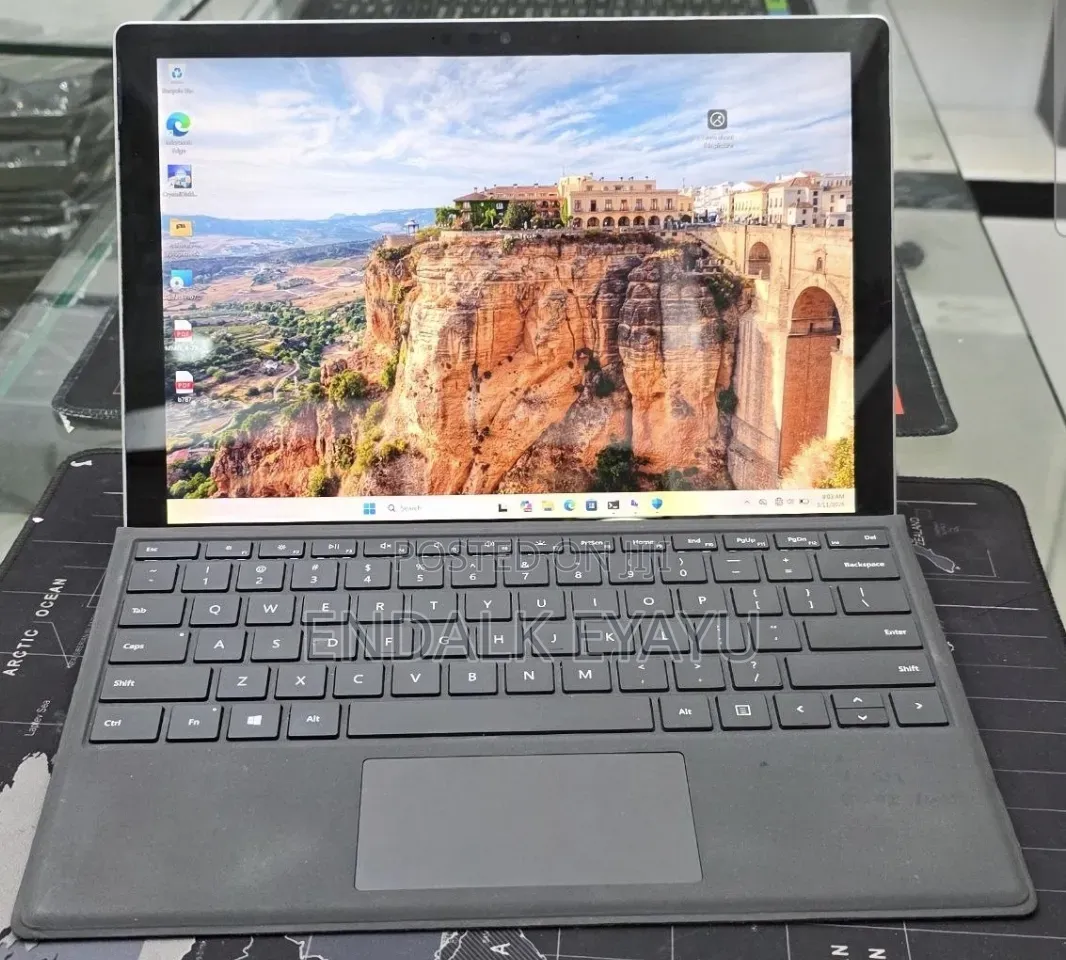 New Laptop Microsoft Surface Pro 7 16GB Intel Core i7 SSD 512GB
