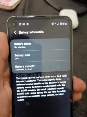 Samsung Galaxy A8S 128 GB Silver