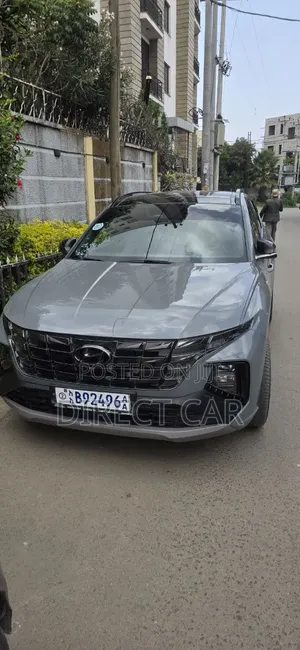 Hyundai Tucson 2022 Gray