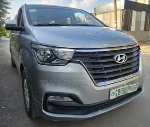 Hyundai H1 2020 Silver