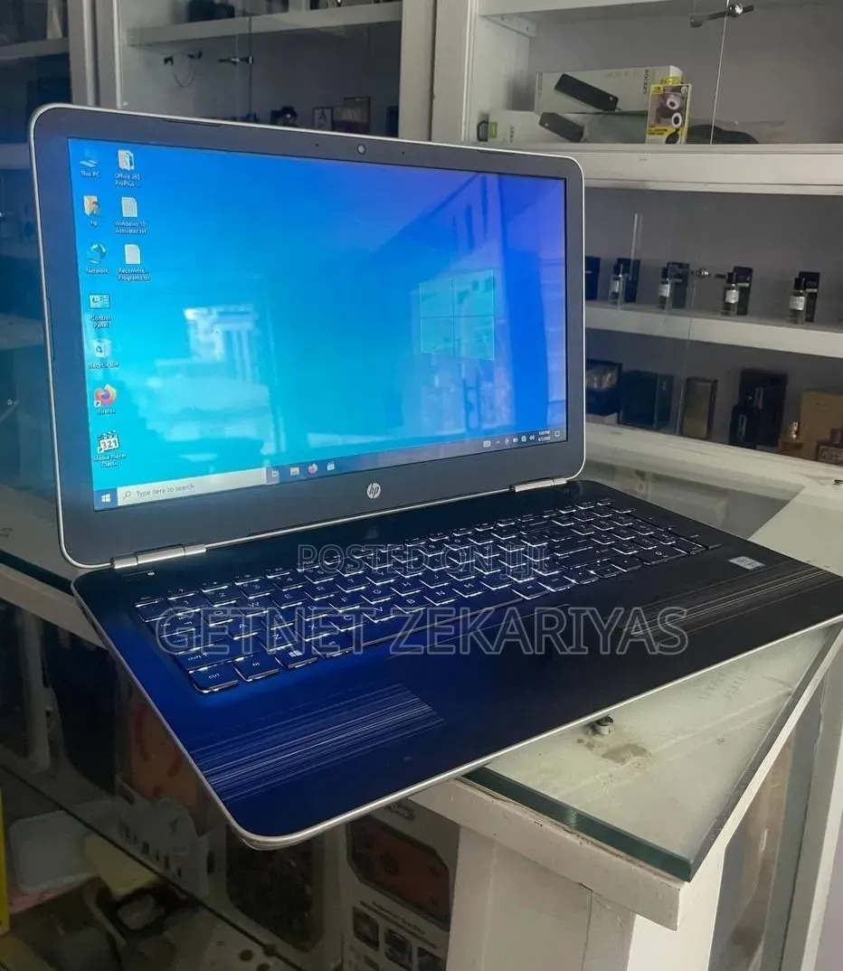 New Laptop HP Pavilion 15 8GB Intel Core i5 HDD 1T