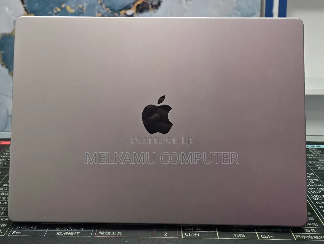 New Laptop Apple MacBook Pro 2021 M1 32GB Apple M1 SSD 512GB