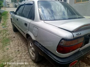Toyota Corolla 1990 Silver
