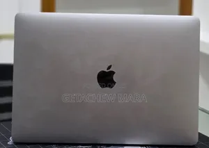 New Laptop Apple MacBook Pro 2017 16GB Intel Core i5 SSD 512GB