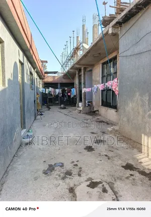 Furnished 10bdrm House in Kibert Zewdie, Yeka for sale