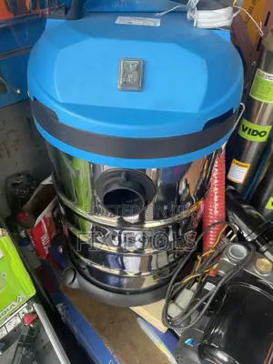 Cruiser Wet Dry Vacuum Cleaner