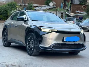 Toyota bZ4X 71.4 kWh FWD 2023 Teal
