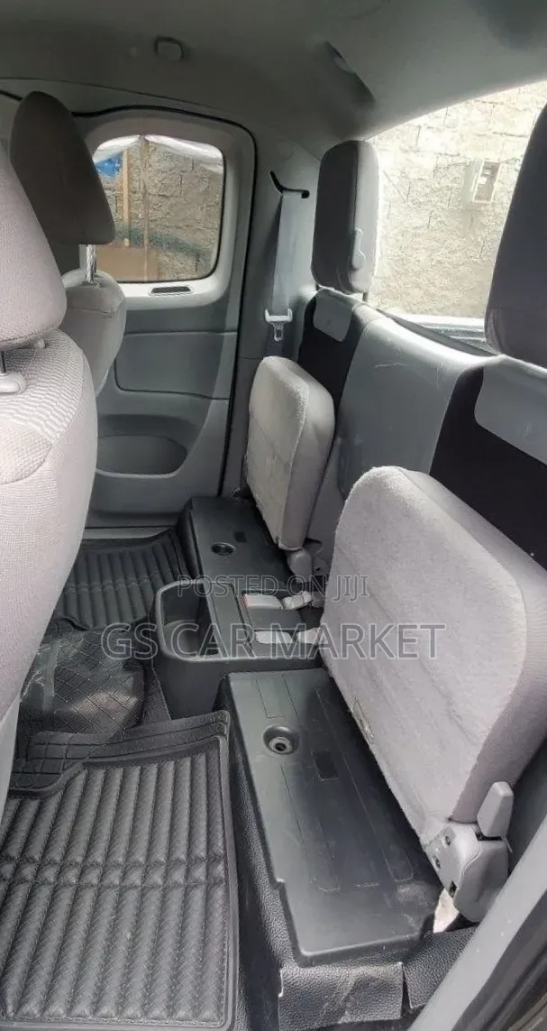 Toyota Tacoma 2012 Gray