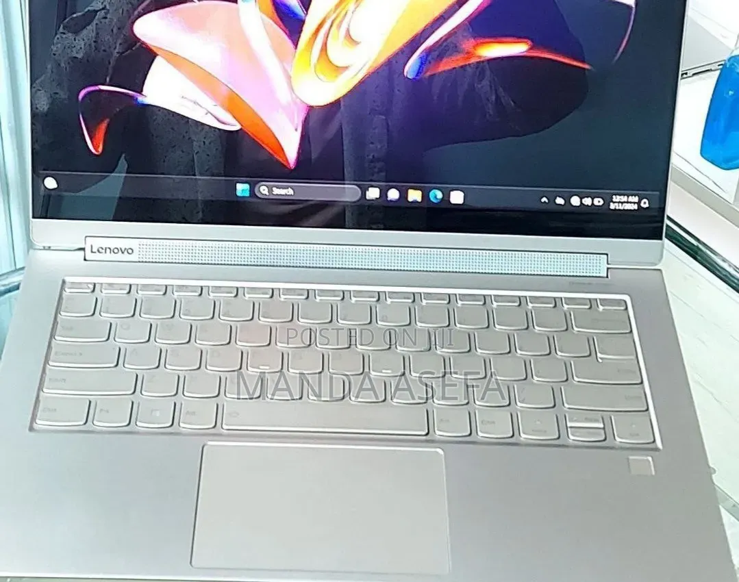 New Laptop Lenovo Yoga 9i 16GB Intel Core i7 SSD 512GB
