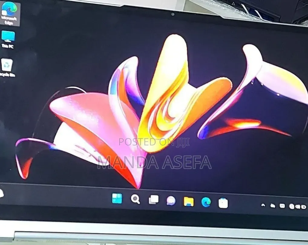 New Laptop Lenovo Yoga 9i 16GB Intel Core i7 SSD 512GB