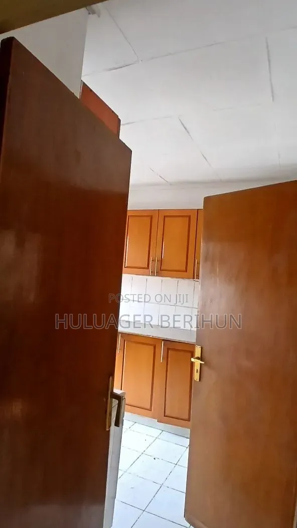 Furnished 3bdrm Villa in Bole for sale