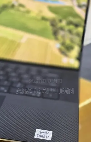 New Laptop Dell XPS 15 16GB Intel Core i7 SSD 512GB