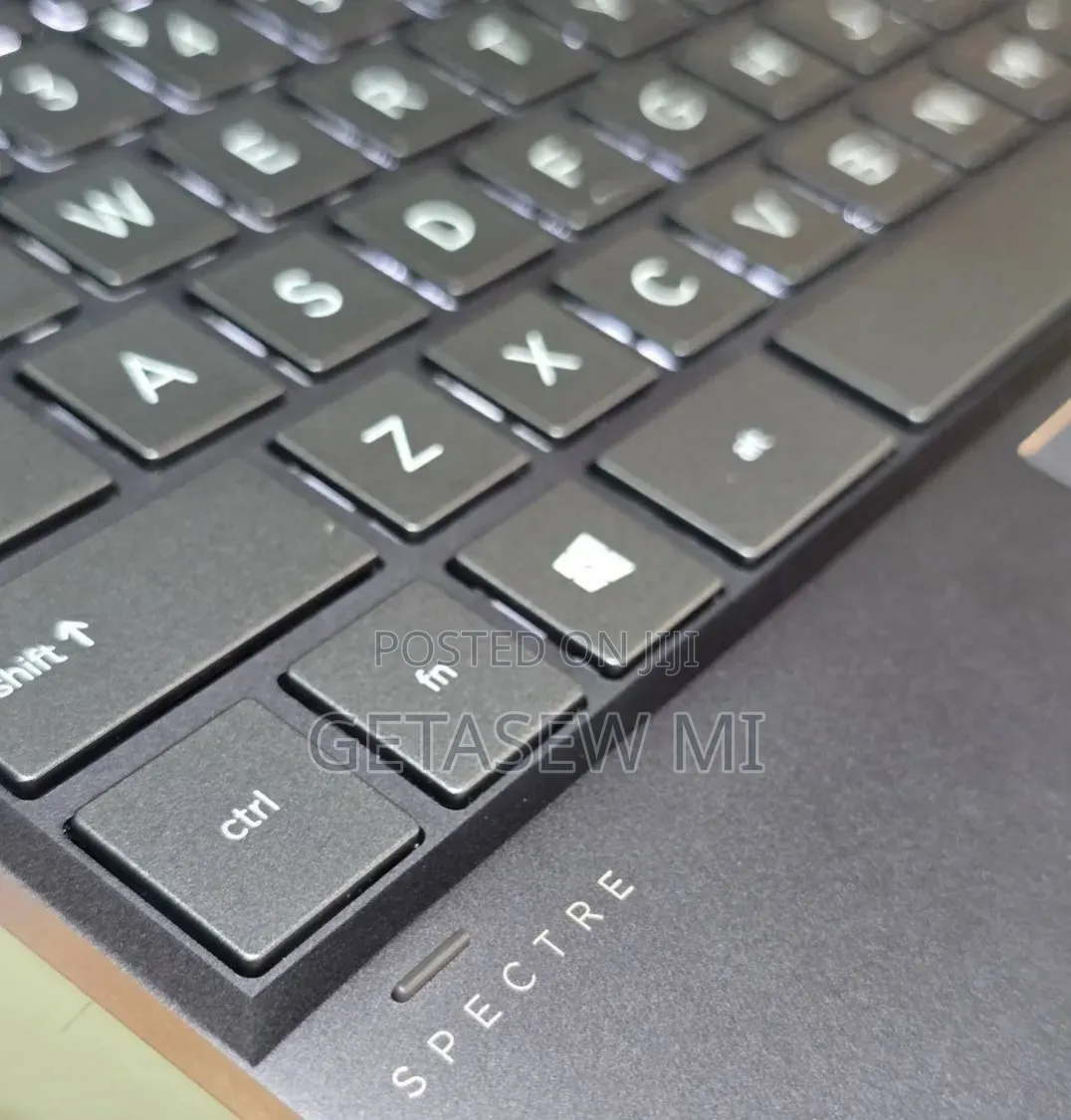 New Laptop HP Spectre 13 16GB Intel Core i7 SSD 512GB