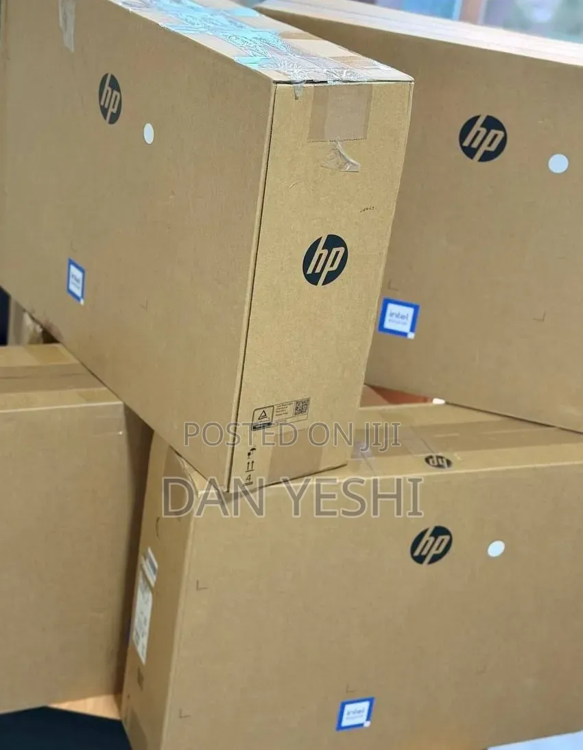 New HP 200 G4 22 All-in-One 8GB Intel Core i5 SSD 512GB