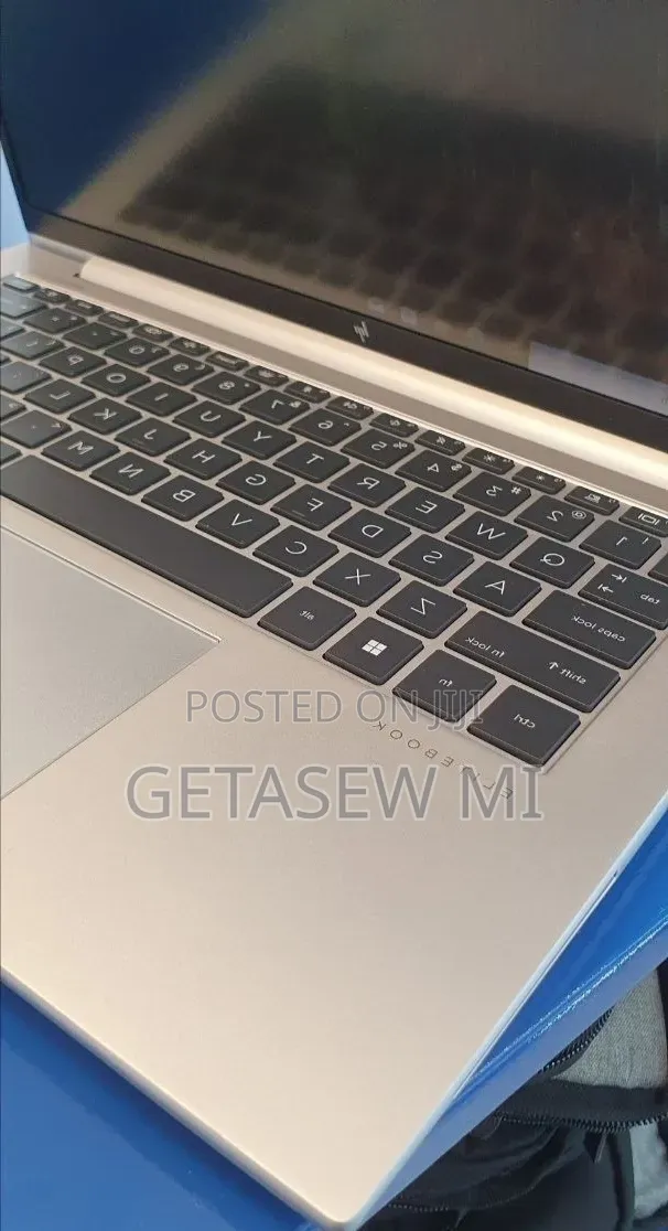 New Laptop HP EliteBook x360 1040 G10 32GB Intel Core i7 SSD 512GB