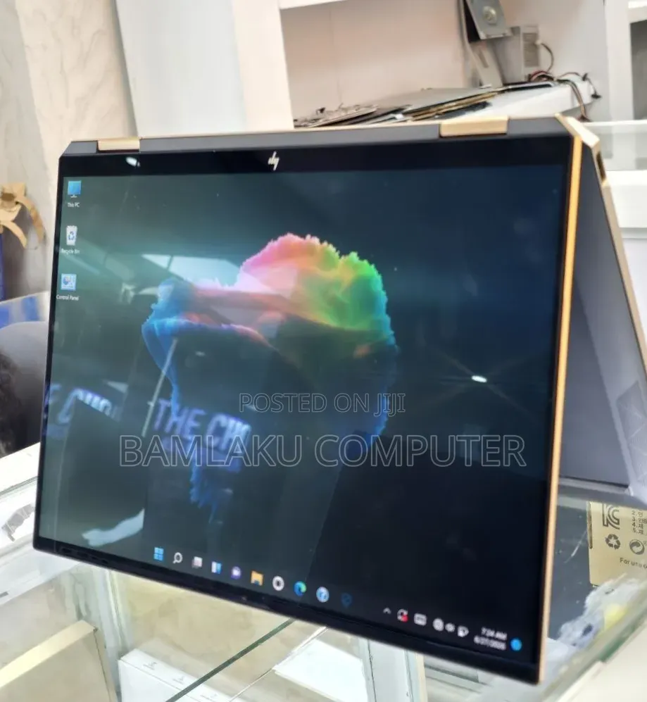 New Laptop HP Spectre 16GB Intel Core i7 SSD 512GB
