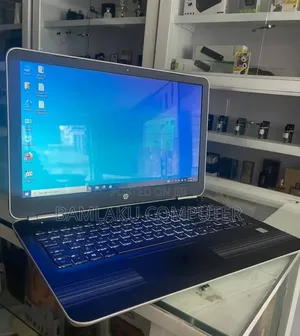 New Laptop HP Pavilion 15 8GB Intel Core i5 HDD 1T