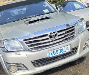 Toyota Hilux 2014 Beige