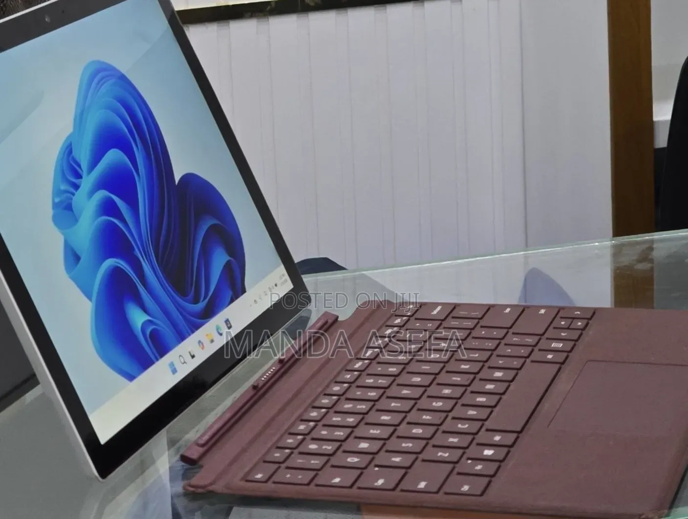 New Laptop Microsoft Surface Pro 6 8GB Intel Core i5 SSD 128GB